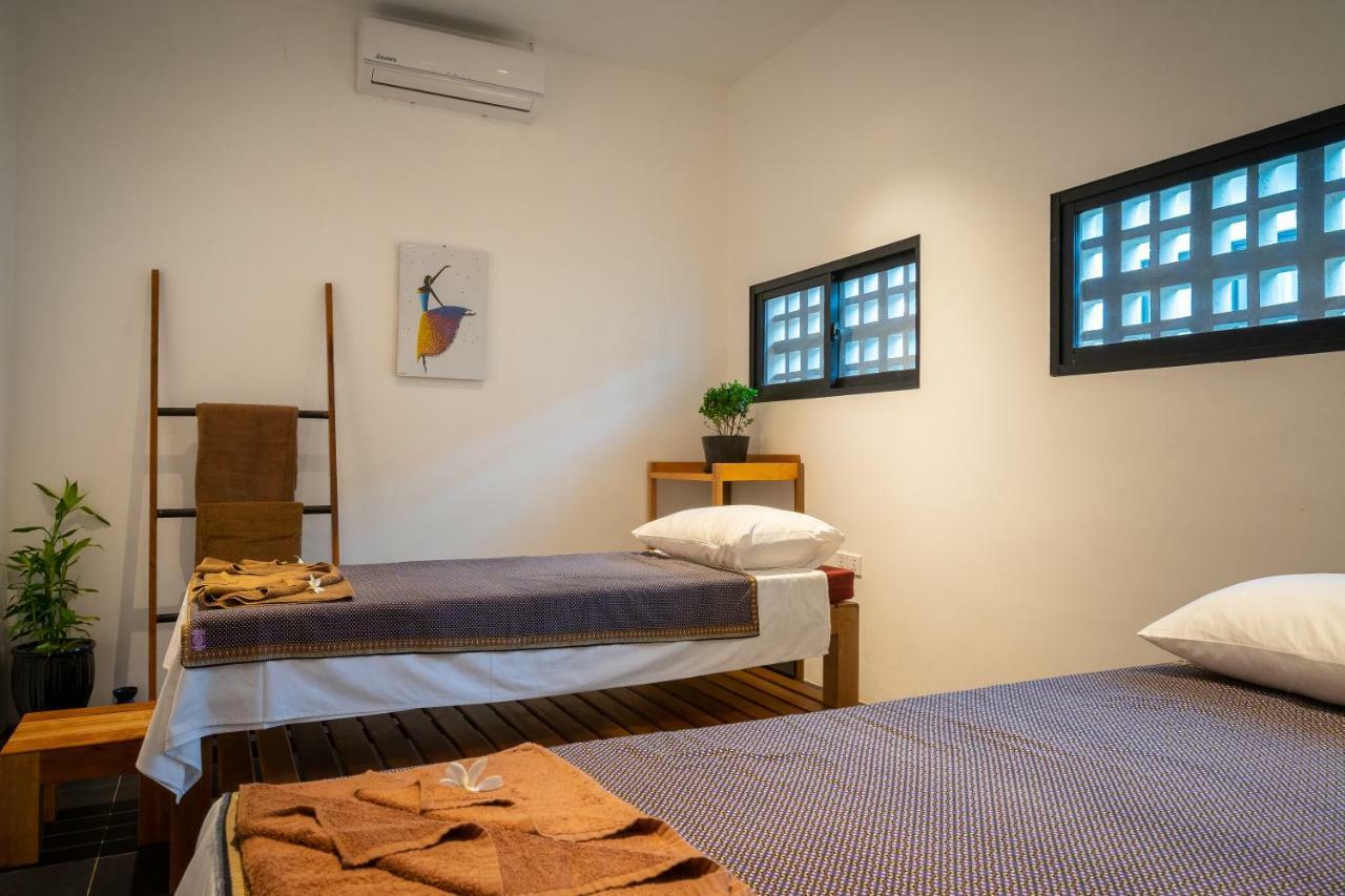 Phka Chan Hotel Сиемрип Экстерьер фото
